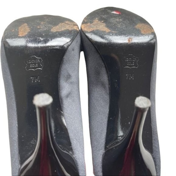 White House Black Market stiletto Heels Satin Bow Open Toe Size 7M - Picture 8 of 9